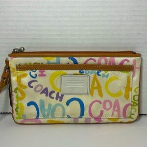 Coach Multi Graffiti F42621 Beach Large Flat Wristlet Clutch